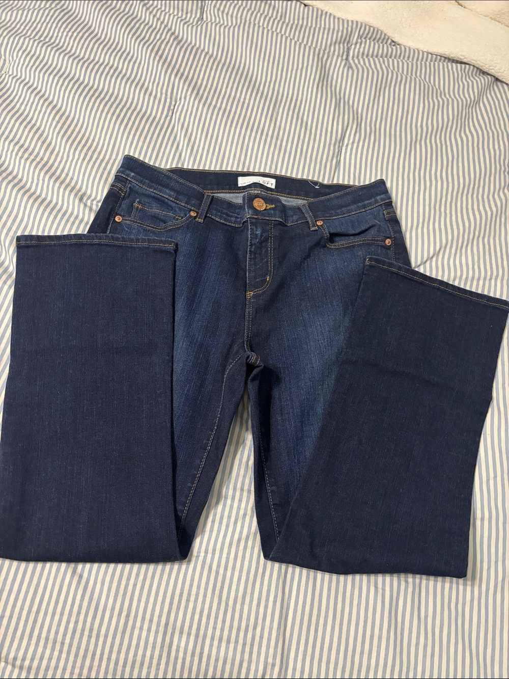 LOFT Dark Blue Flare Crop jeans size 30/10